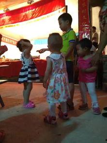 武汉吃瓜看大戏,吃瓜看大戏，感受城市生活百态